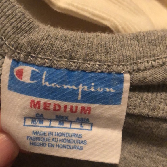 Champion gray long sleeve shirt size M. - Picture 4 of 7